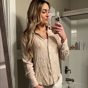 Floral button up top